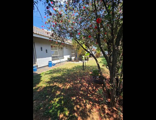 4 BEDROOM HOUSE TO LET IN ARCON PARK